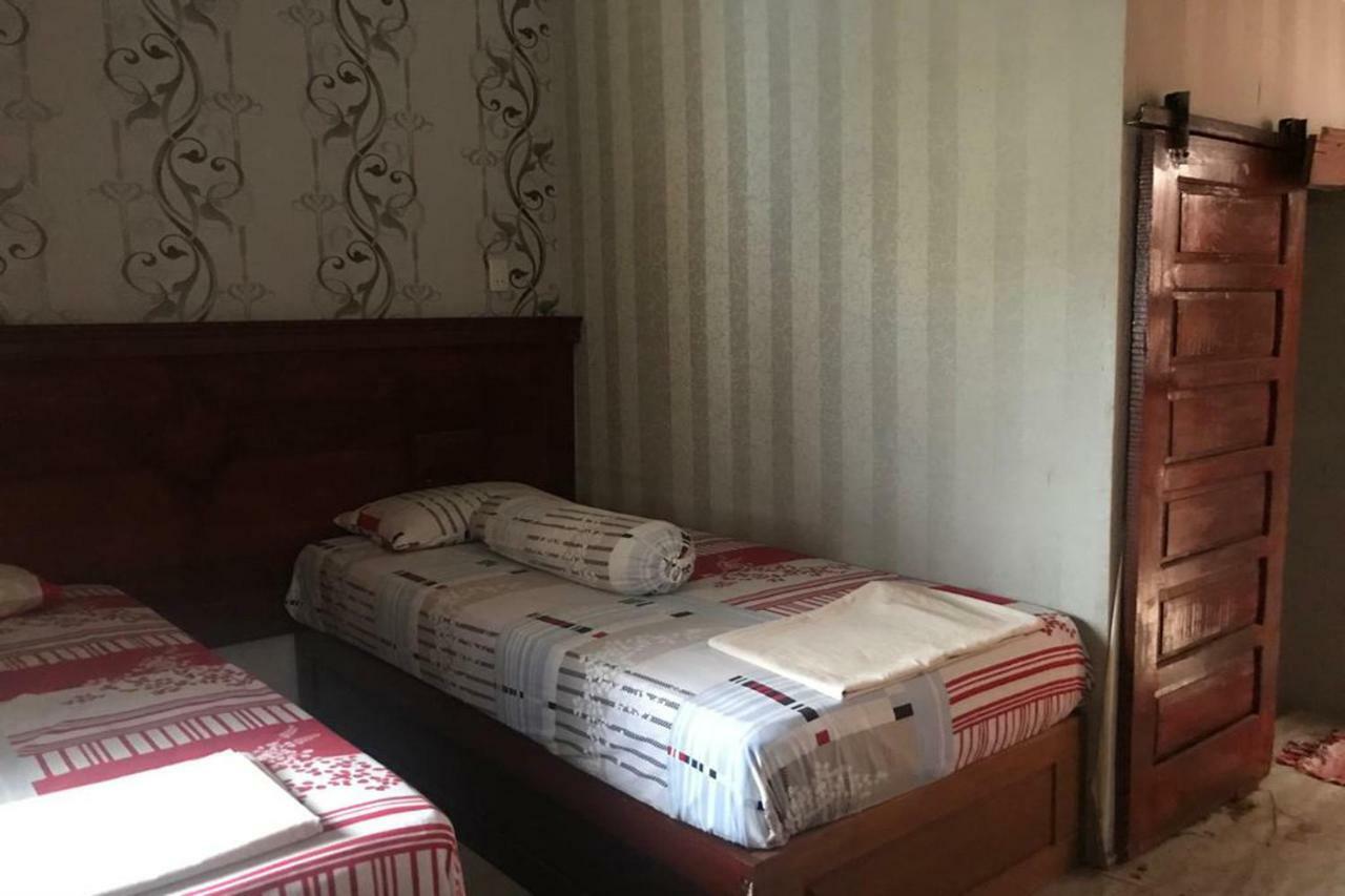 Oyo1752威萨塔酒店 Kisaran 外观 照片